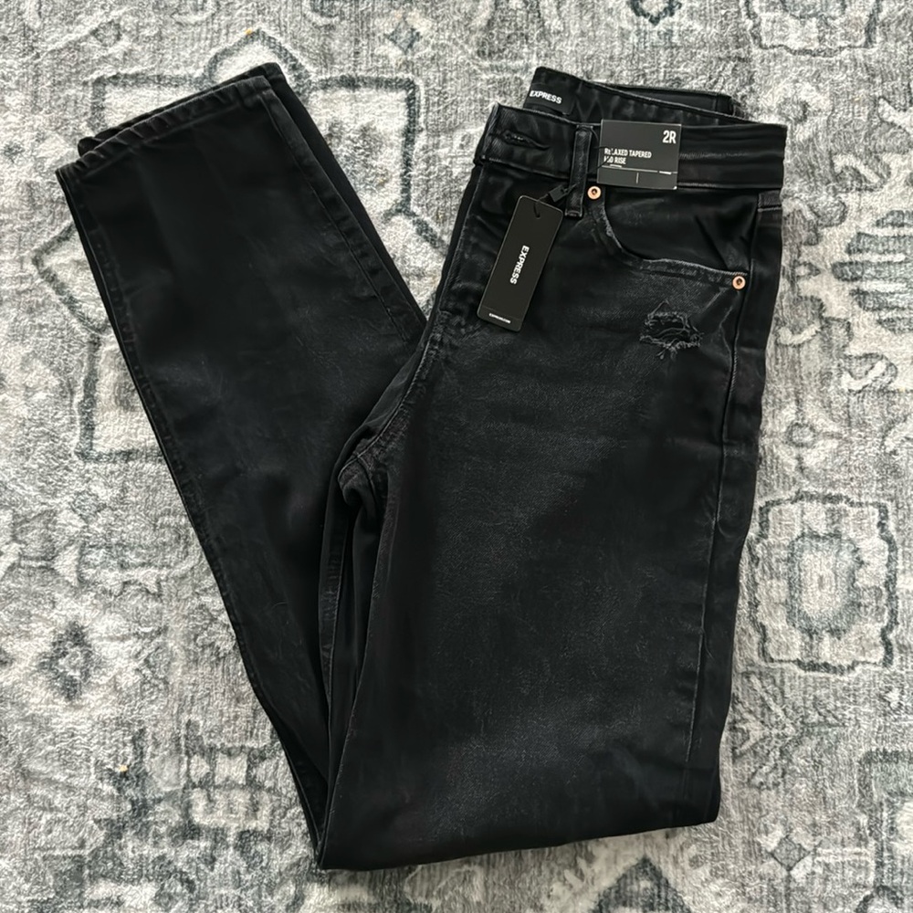Express Relaxed Tapered Mid Rise Women’s Jeans